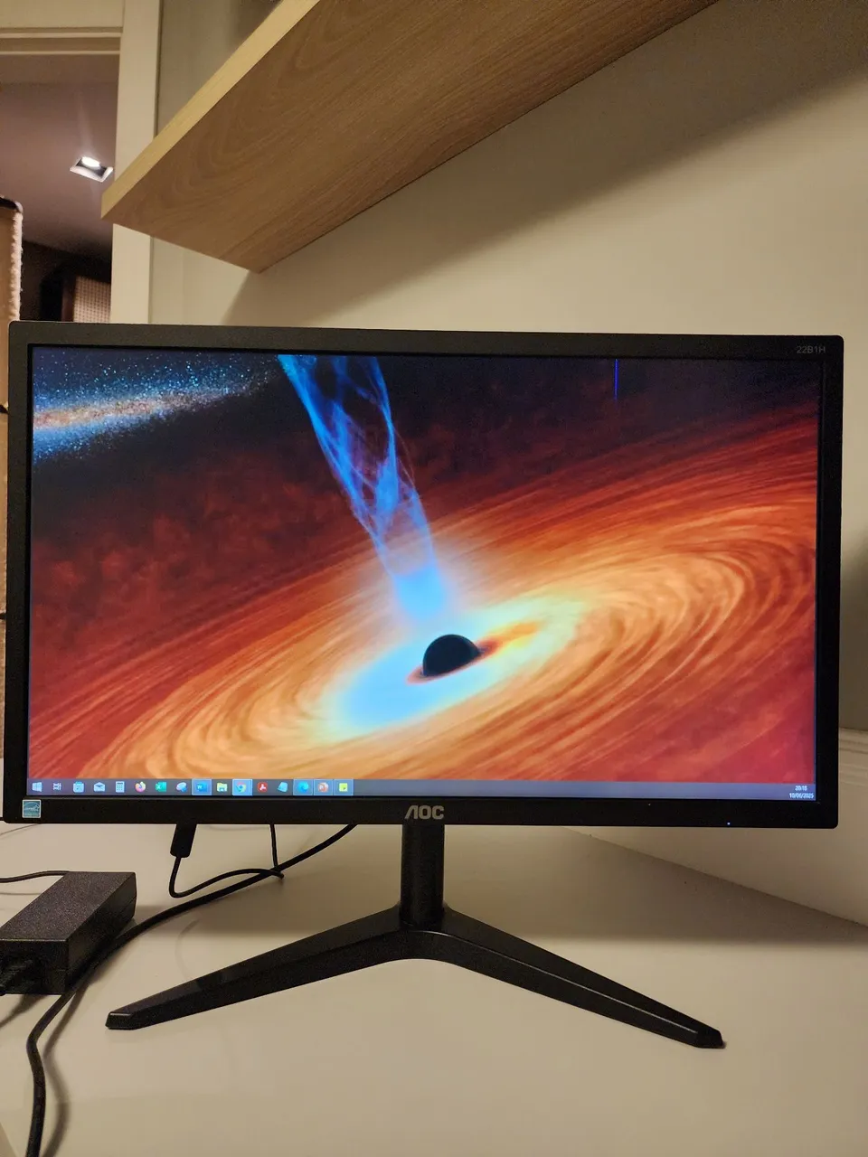 Monitor AOC 22B1H - USADO