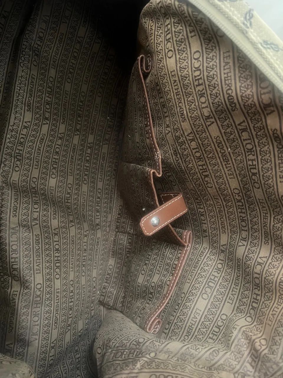 Bolsa / mala Victor Hugo de Viagem Marrom - Foto 4