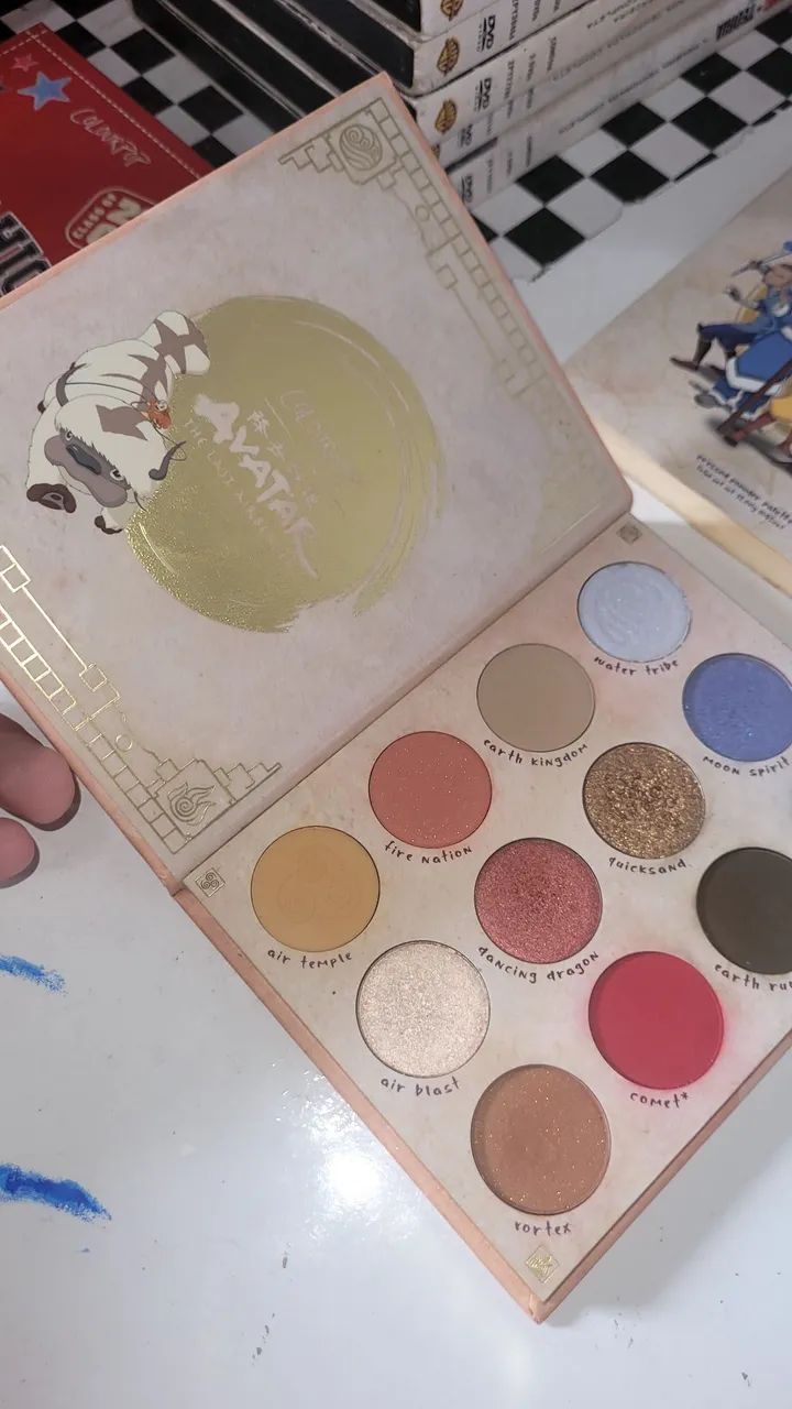 Paleta de sombras importada Avatar com Colourpop64299094387969122