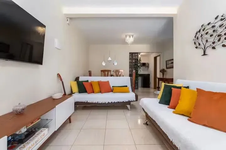 Apartamento (Padrão), com 2 quartos e 1 banheiros à Venda, 40 m² em Curitiba/PR