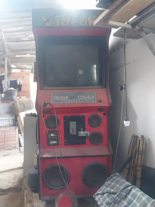 Videokê antigo - ideal para festas!