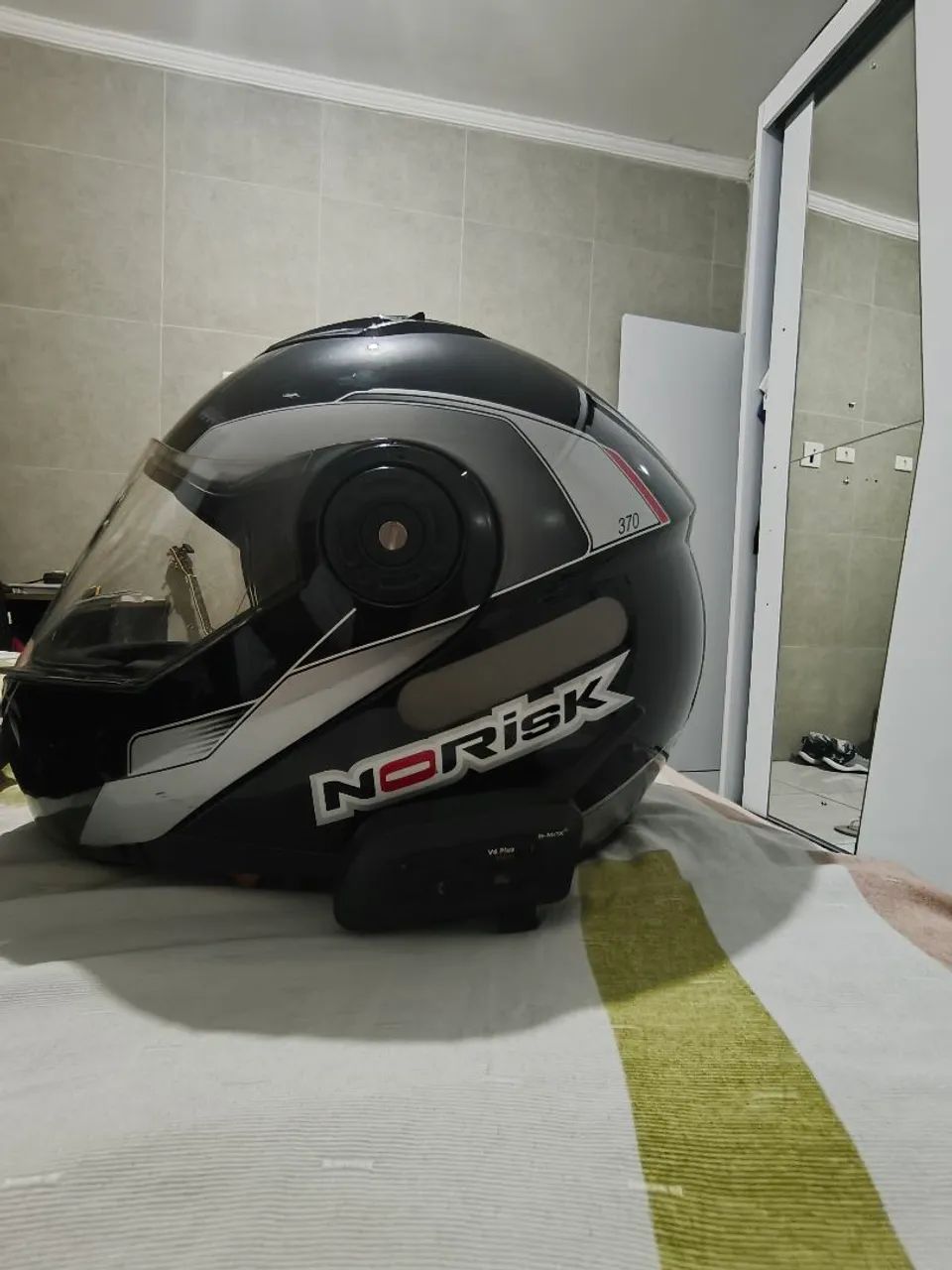 Capacete norisk Robocop tamanho 58 - Foto 6