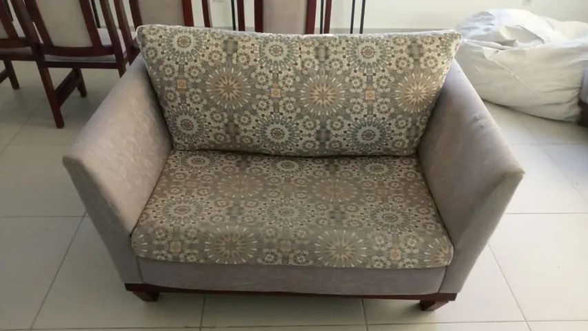 Sofá de 2 lugares