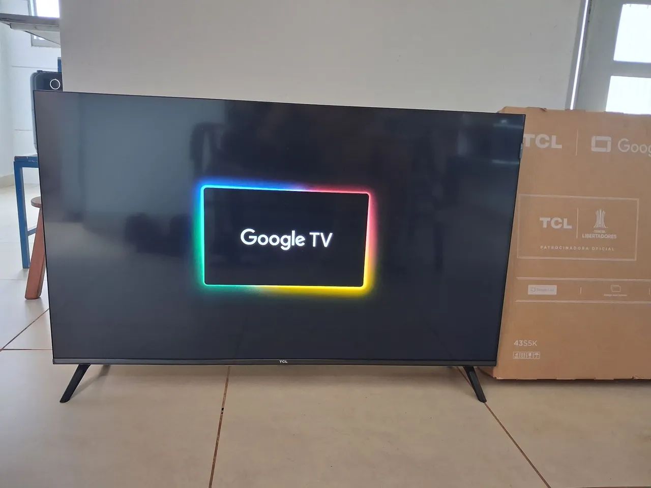 TV TCL QLED 43" - Foto 3