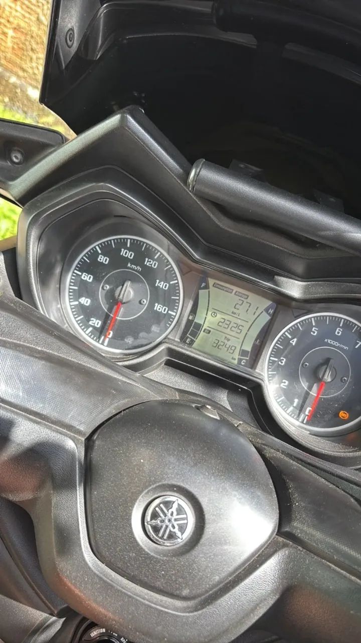 XMAX 250 - Foto 3