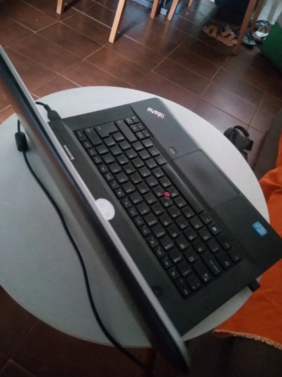 Notebook Lenovo i3, 8 Gb ram, HD 500 Gb  - Foto 3