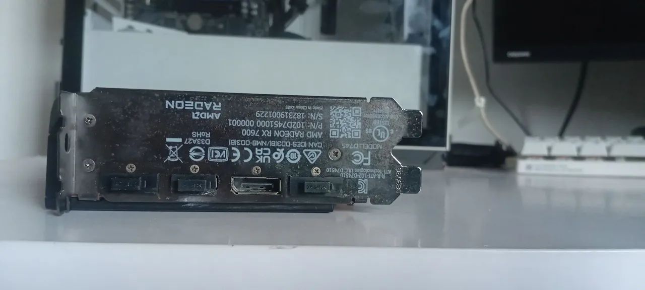 Rx 7600 dual fan