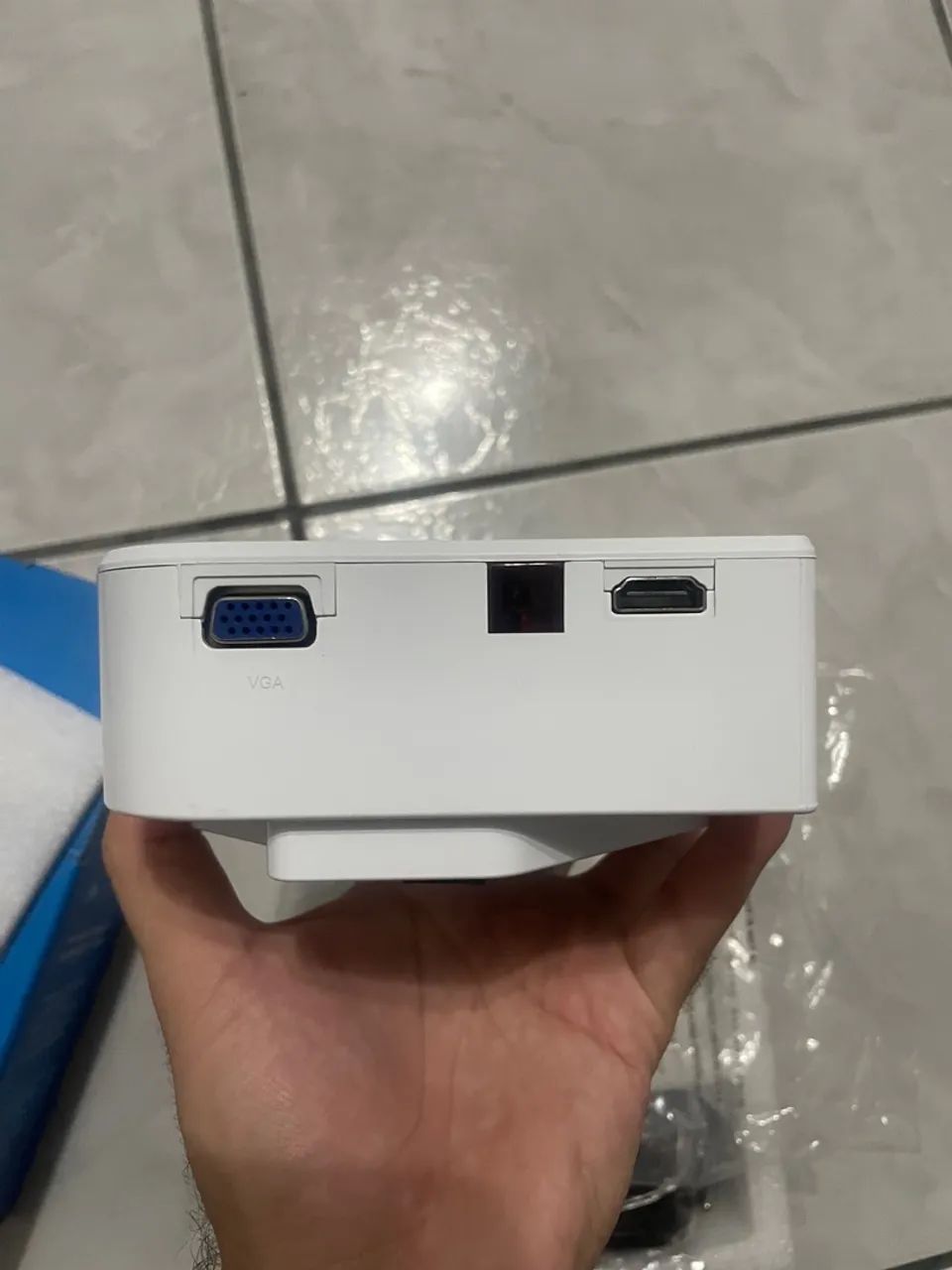 Mini Projetor Portátil UC28  - Foto 3