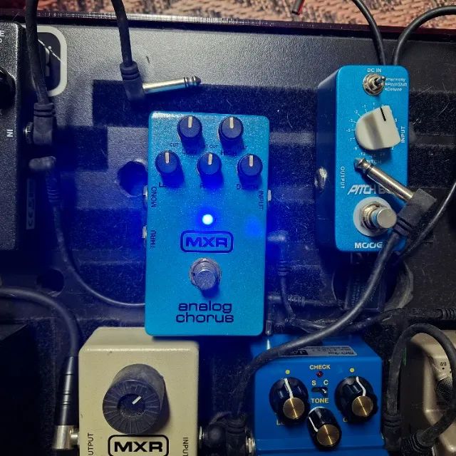 Pedal MXR Analog Chorus - M234 - Equipamentos e Acessórios de Som