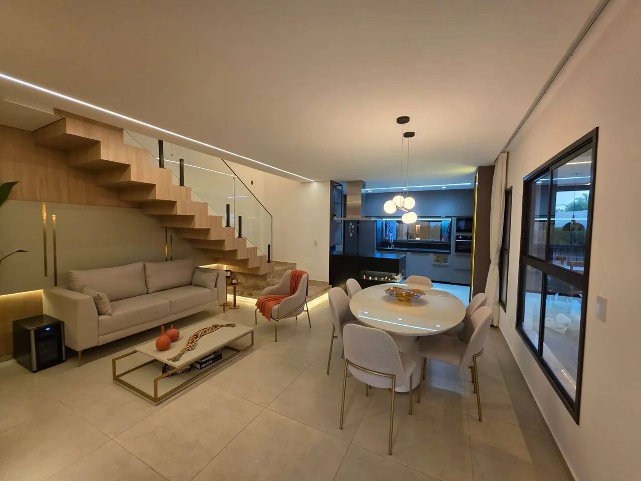 Casa Alto Padrão 4 suítes porteira fechada / Eusébio - Foto 2