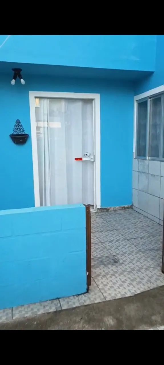 Apartamento anual 2 quartos na Barra da Lagoa 