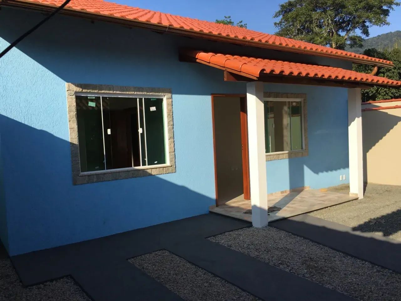EXCELENTE CASA LINEAR PARA LOCAÇÃO