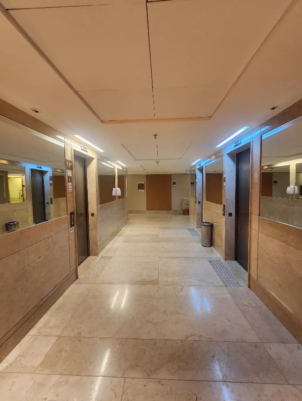 Consultório / Sala Comercial reformada no Edifício Cléo Octávio - Foto 2