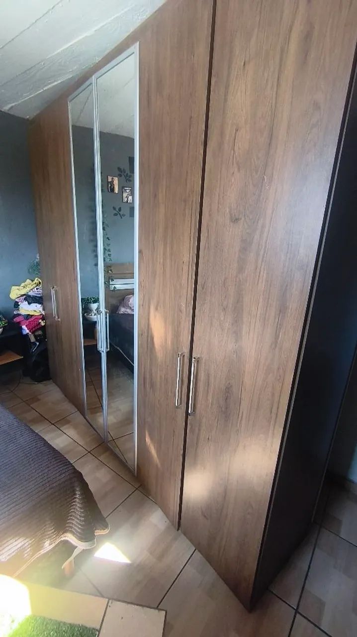 Guarda roupa casal 