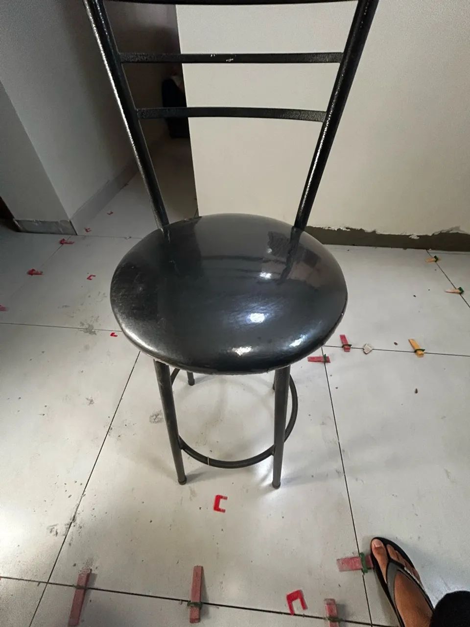 3 Cadeira cada por 150 - Foto 4