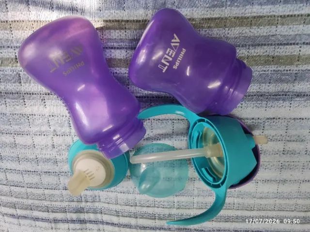 Copo com Bico Macio 300ml & Copo Dino 200ml (Philips Avent)
