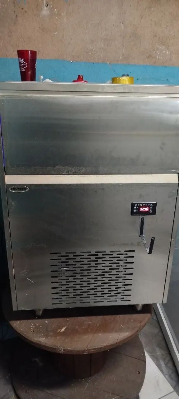 Máquina de gelo Niágara 100/60
