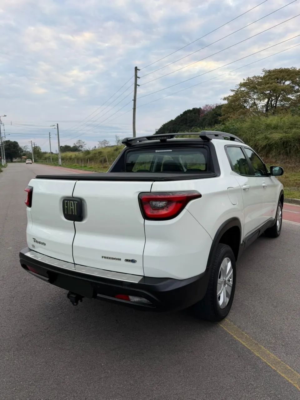 Fiat Toro Opening Edition 1.8 16V Flex Aut. 2017 - Foto 5