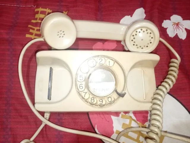 Telefone antigo 
