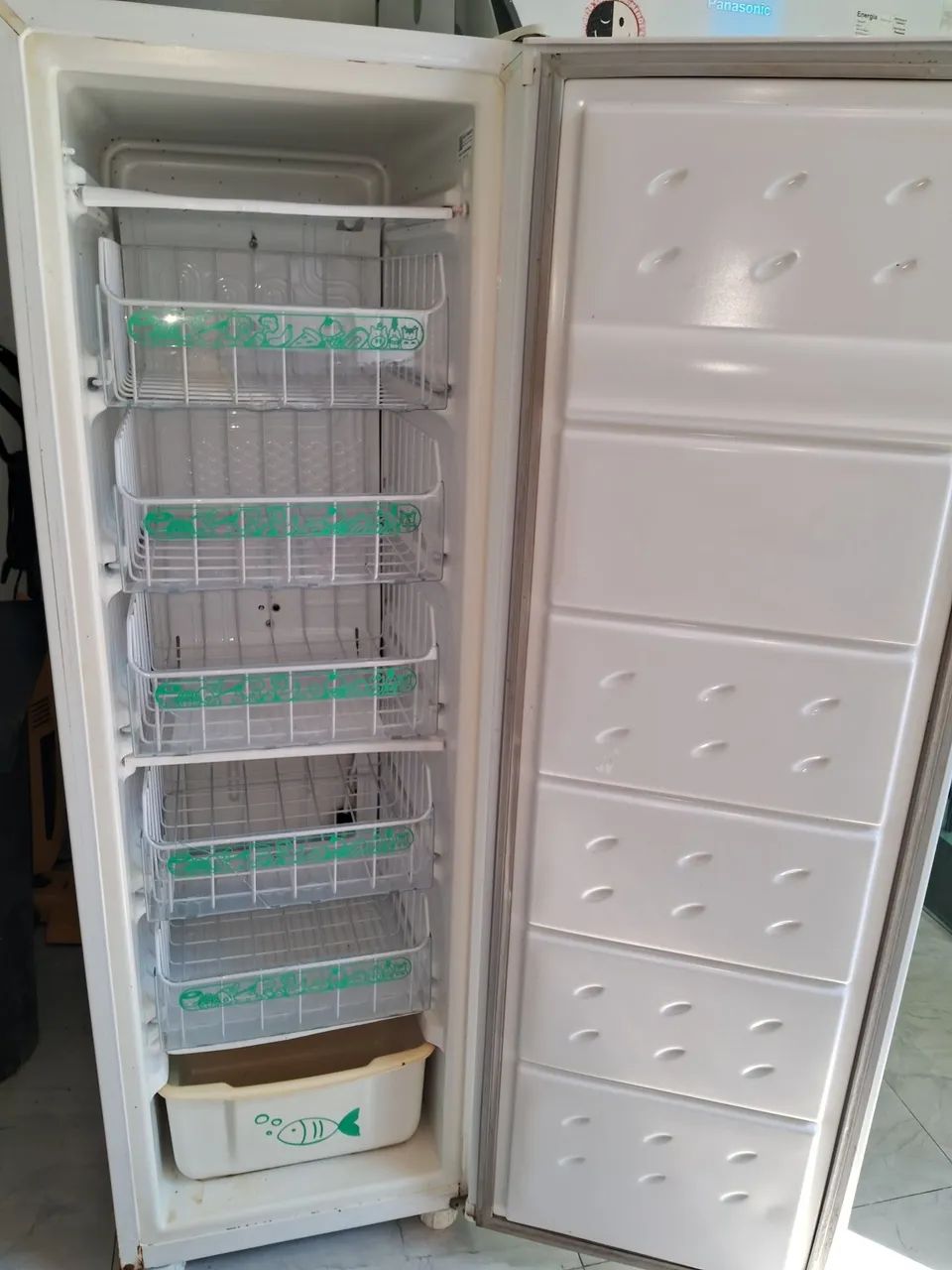 Freezer Vertical Consul com defeito  - Foto 3