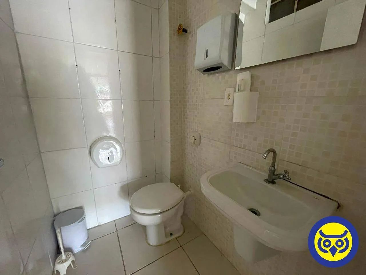 Sala comercial para locação no Centro  50 m², próxima à Praça XV - Foto 4