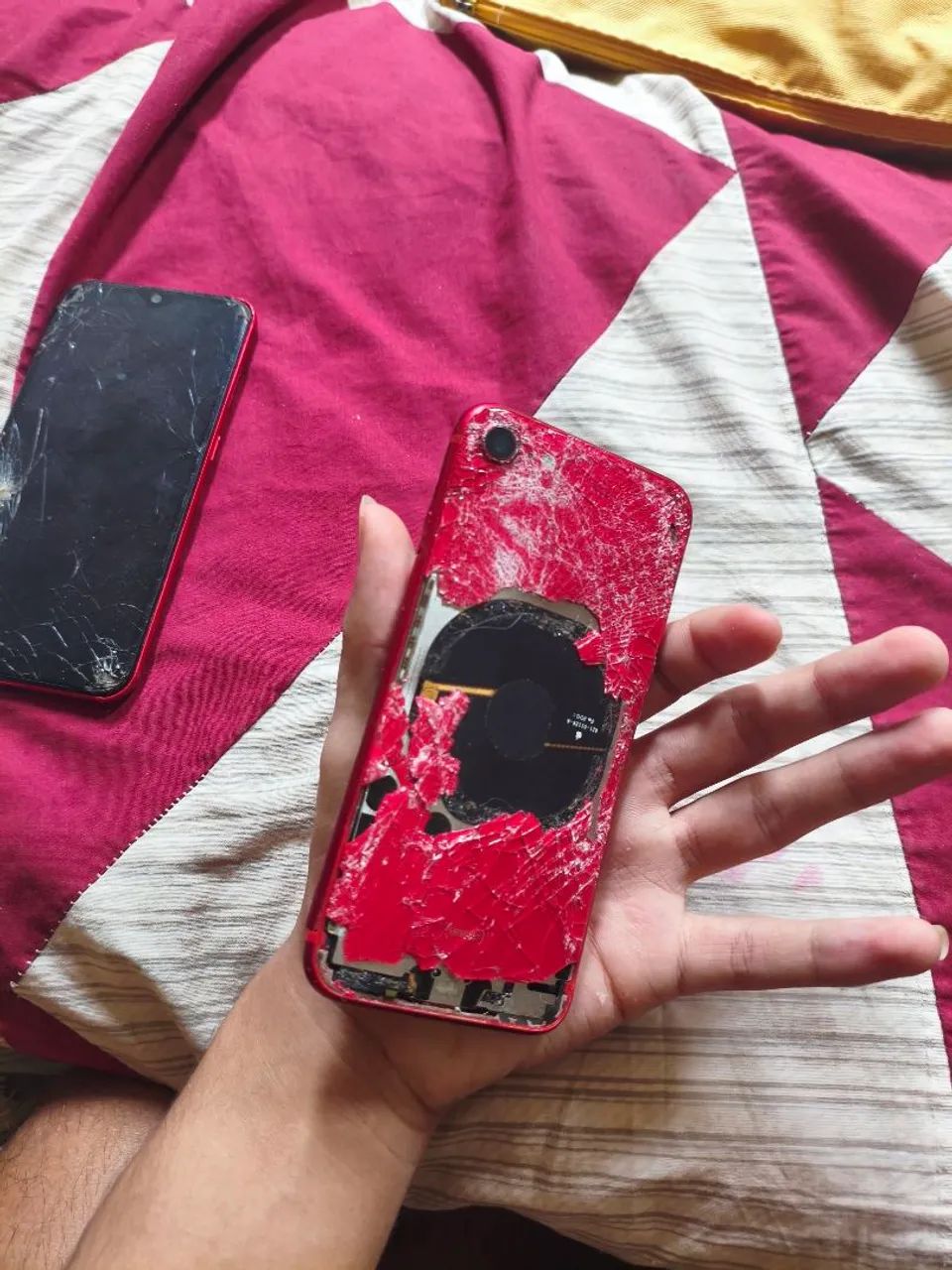 Vendo iPhone para retirada de peças - Foto 2
