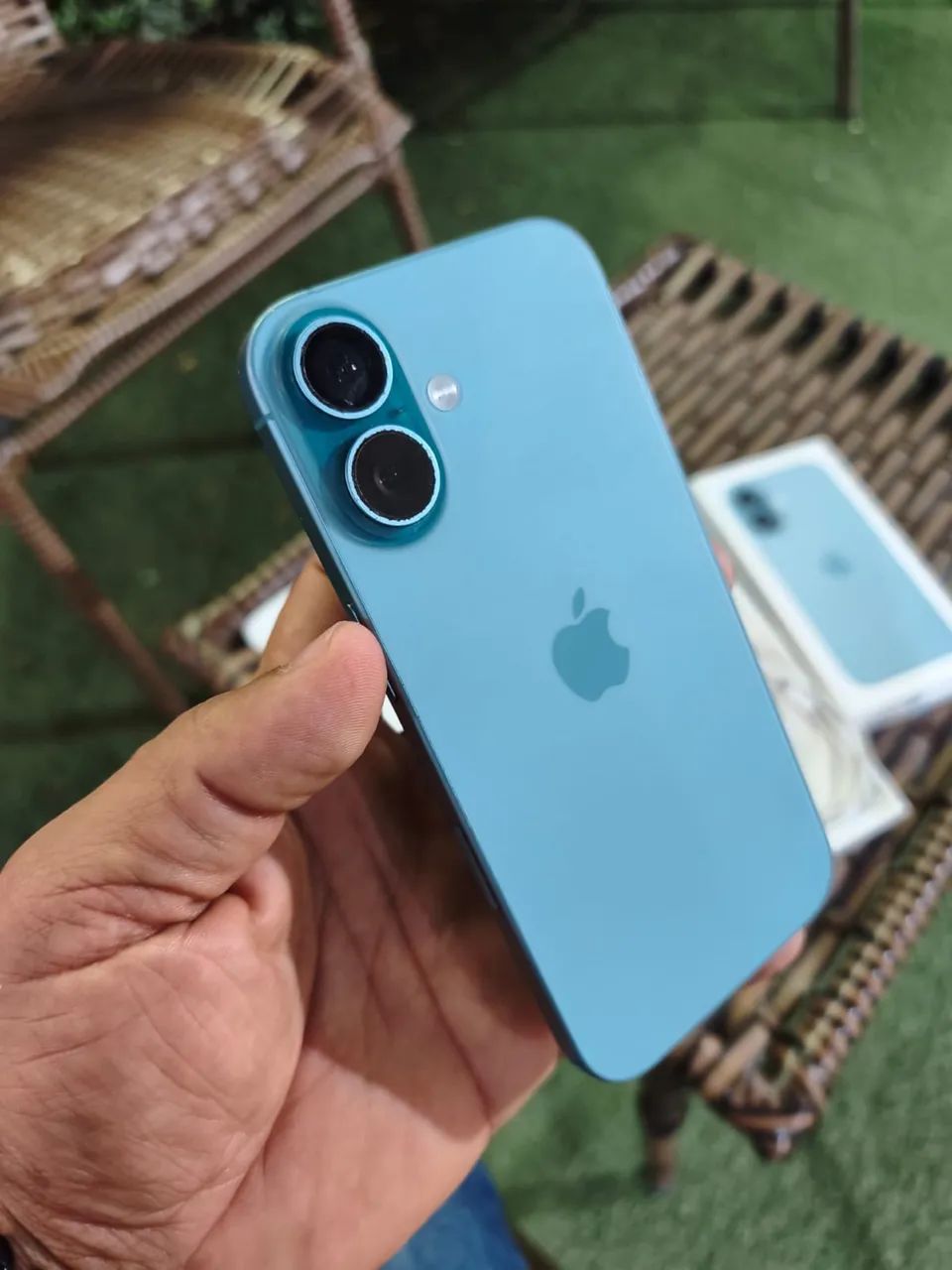 iPhone 16 verde 128GB na caixa com cabo e caixa - Foto 5