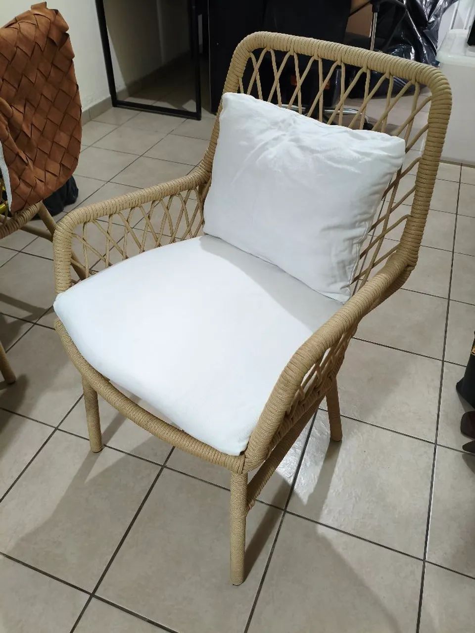 Mesa com 4 Cadeiras.  - Foto 4