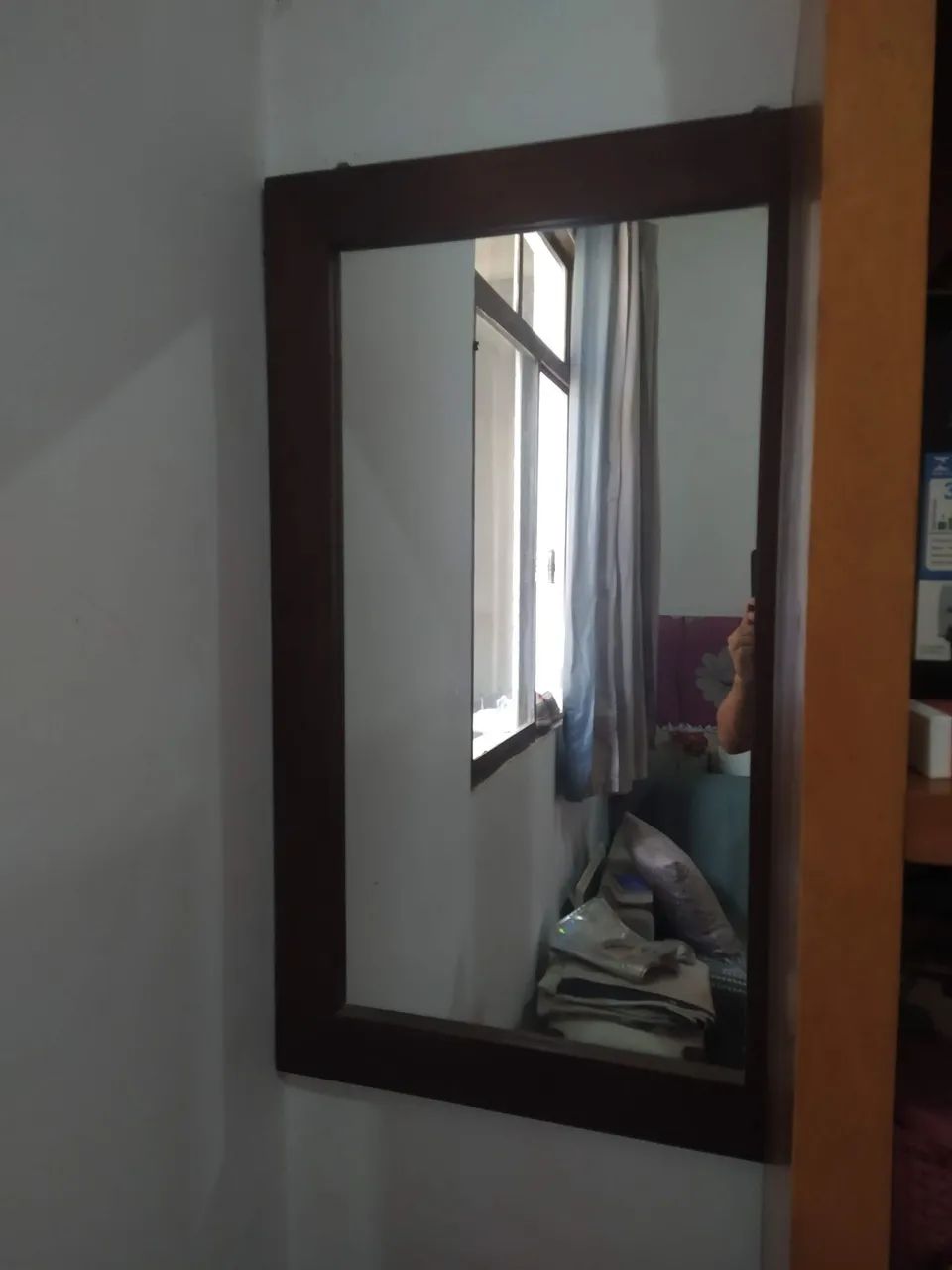 2 criado mudo e um espelho  - Foto 4
