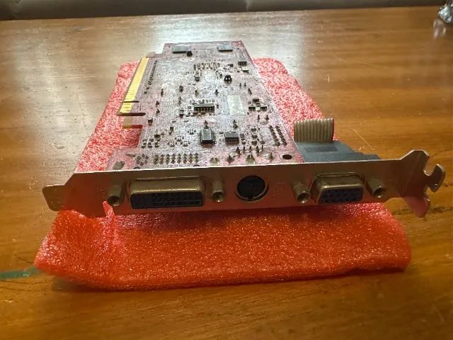 Placa de Vídeo MSI 8400 GS - Foto 5