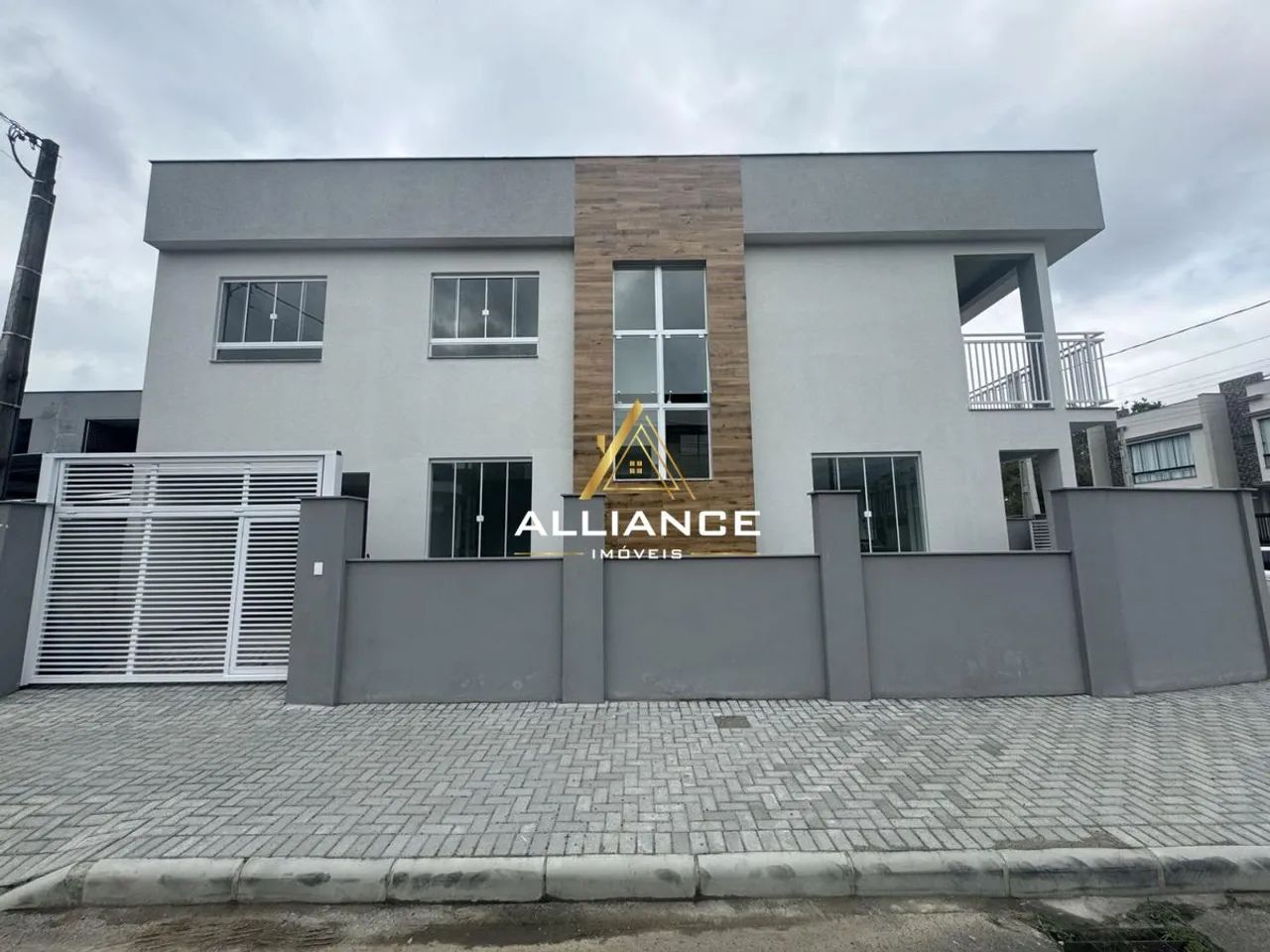 SOBRADO DUPLEX | TRÊS RIOS DO SUL