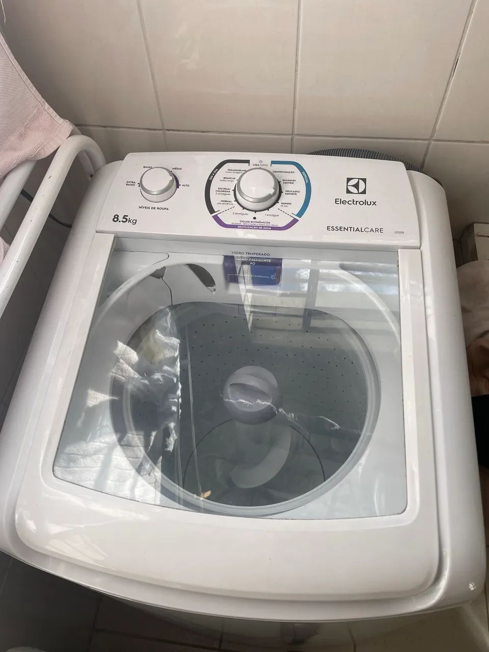 Lavadora de Roupas Electrolux 8,5Kg Essential Care LES09 - Foto 3