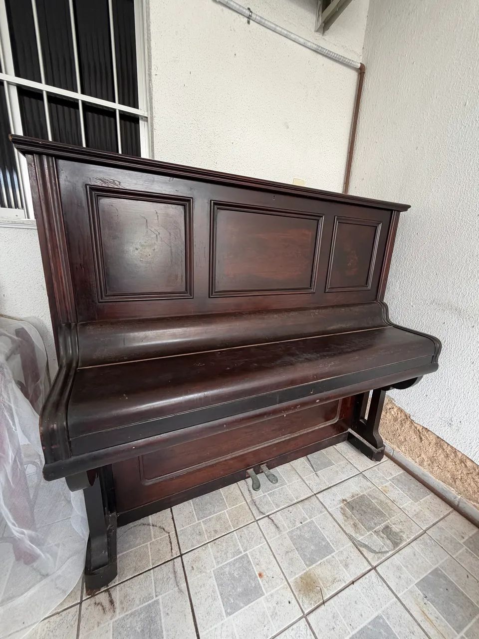 Piano Vertical 