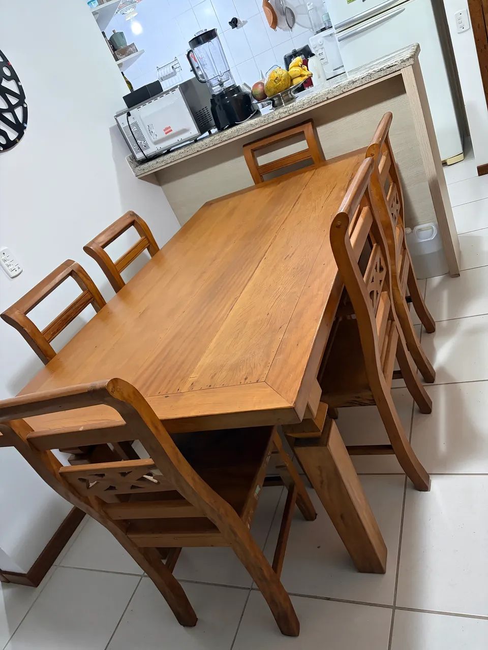 Mesa e cadeiras de Madeira Peroba Rosa Maciça e Cadeiras