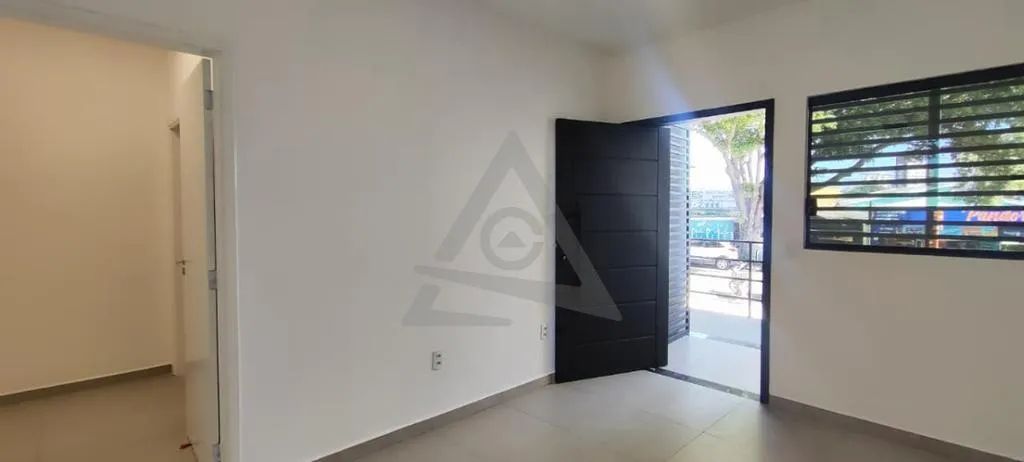 Casa para alugar em Campinas, Vila Lemos, com 7 quartos, com 220 m² - Foto 2