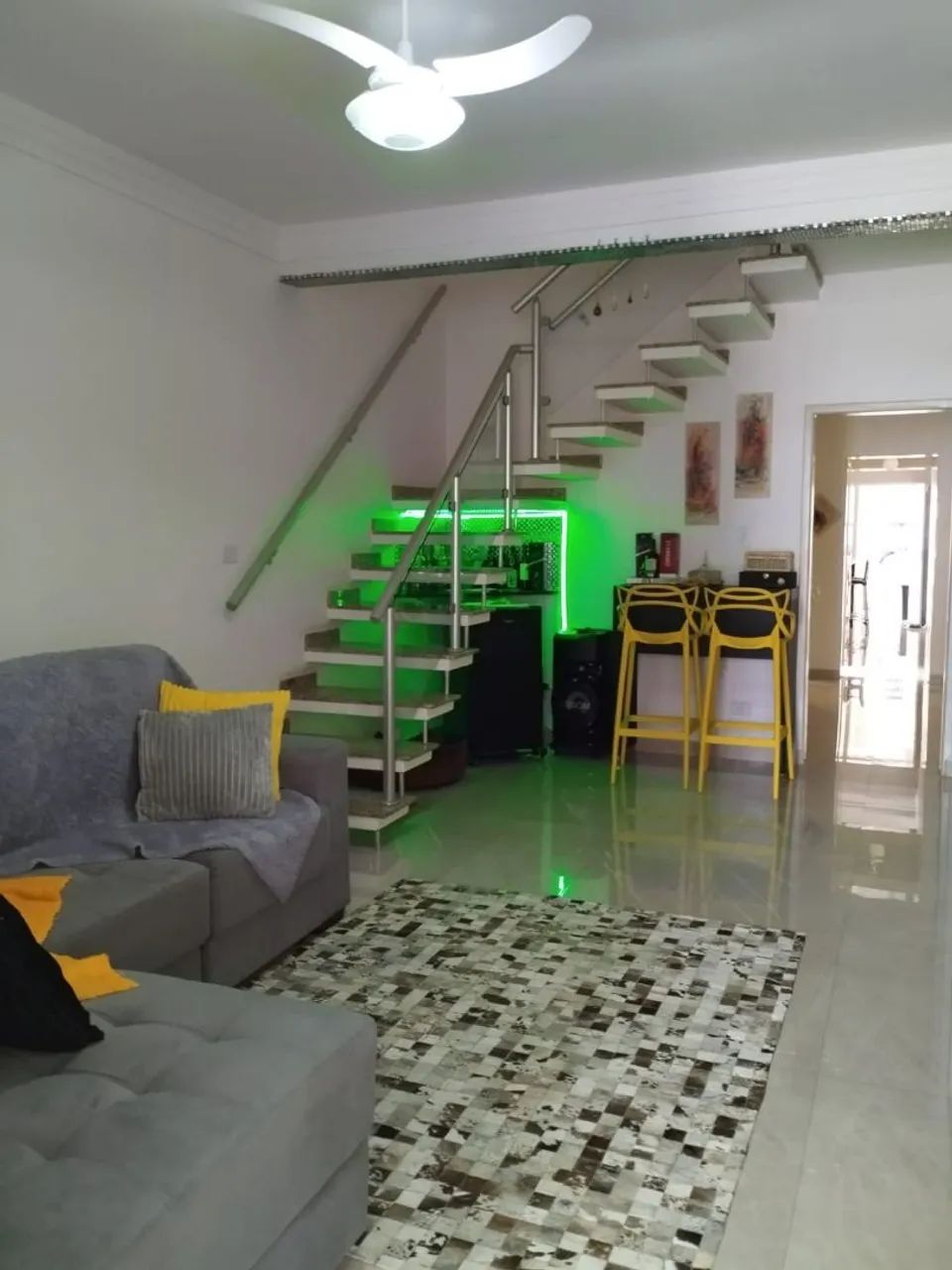 Sofá de canto ? com chaise 2,55x1,54 retrátil cinza novo 