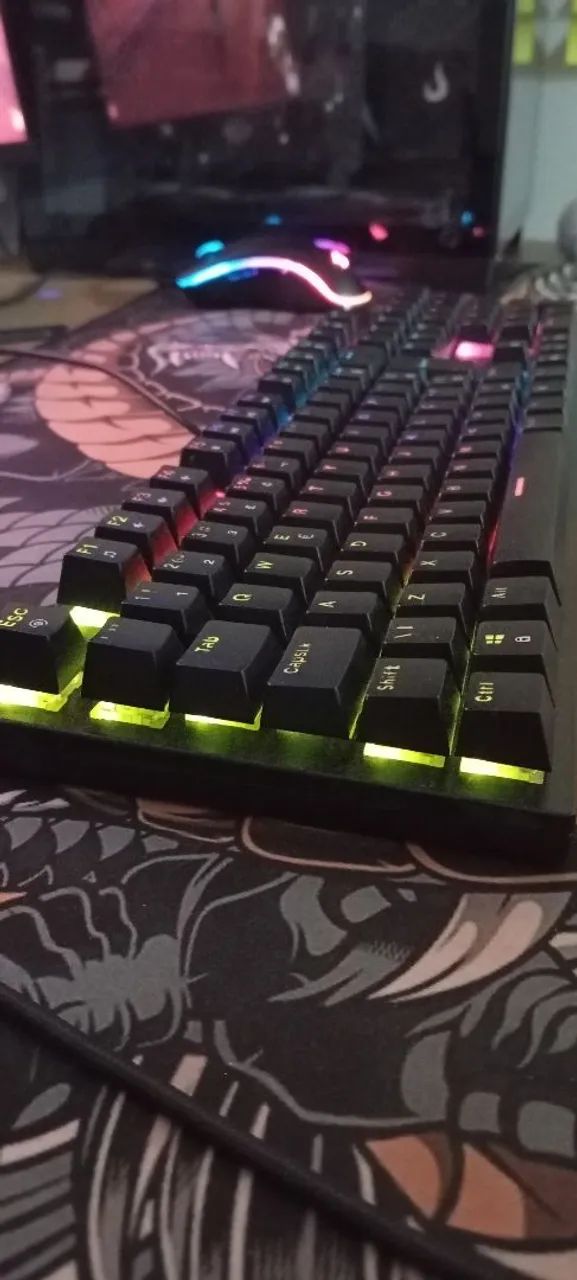 Teclado Gamer Semi Mecânico 