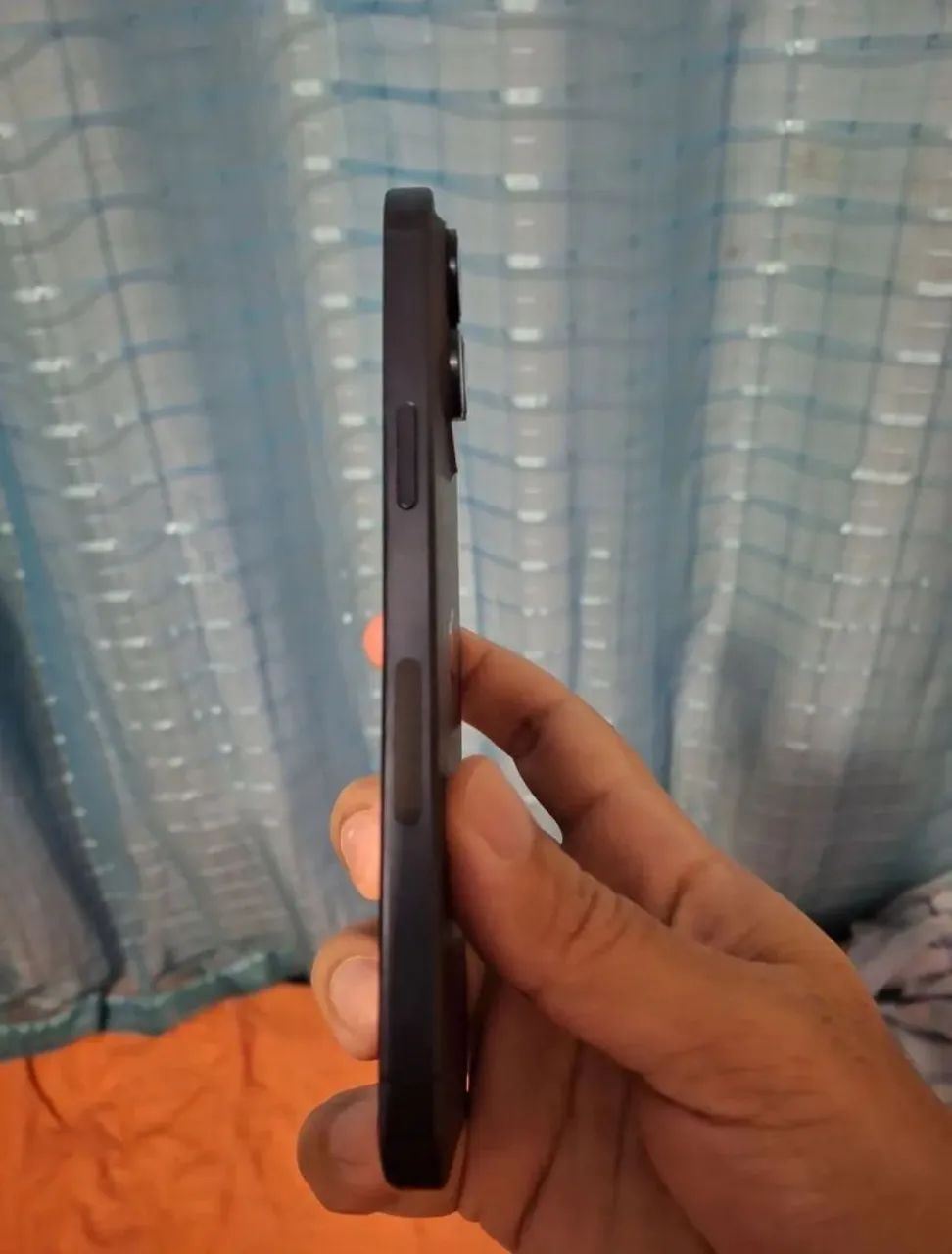 iPhone 15 Pro Max  - Foto 3