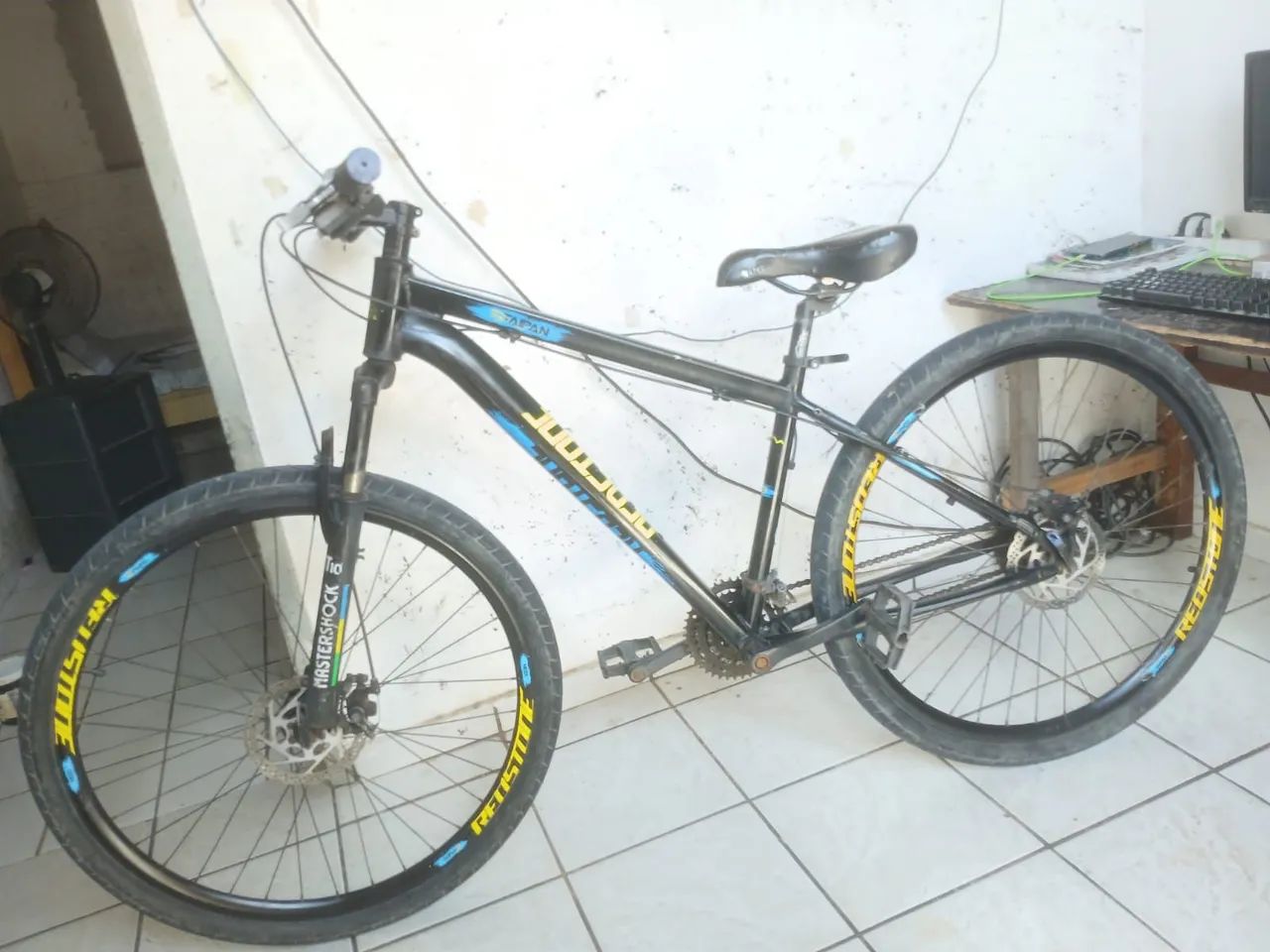 Bicicleta quadro de alumínio aro 26 - Foto 4