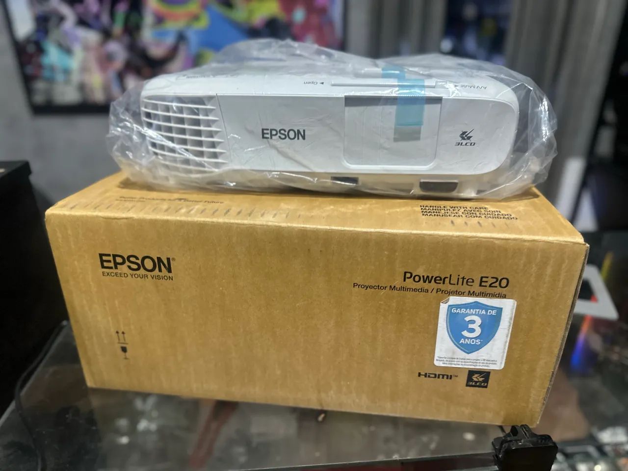Projetor Epson PowerLite E20 - Alta Qualidade para Apresentações e Eventos! - Foto 2