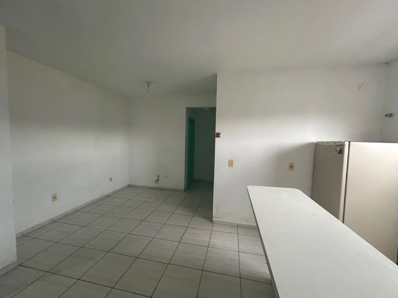 Alugo apartamento 2 quartos 