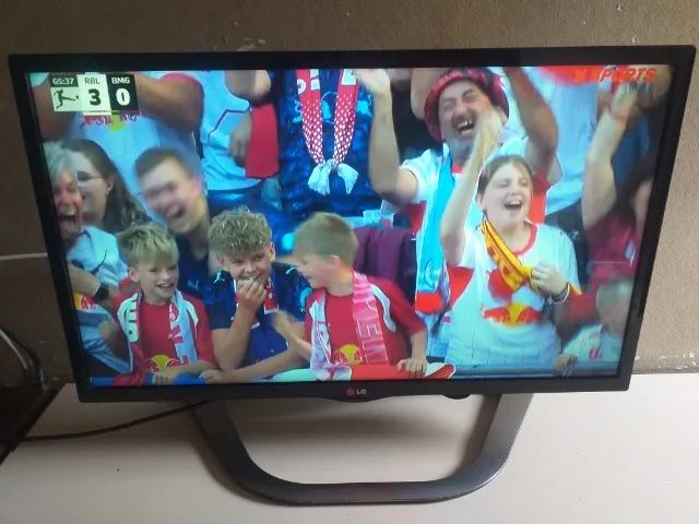 VENDO TV LED LG USADA DE 32 POLEGADAS - Foto 2