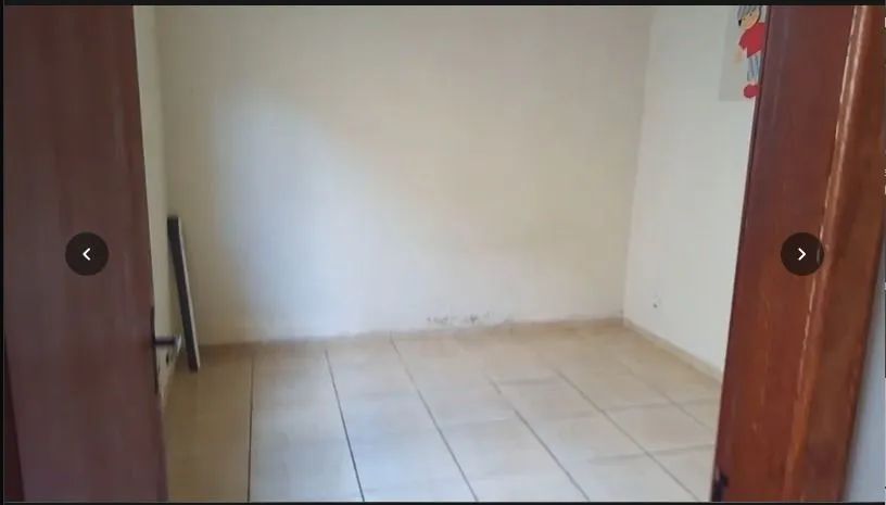 Alugo casa 2 quartos com garagem  - Foto 5
