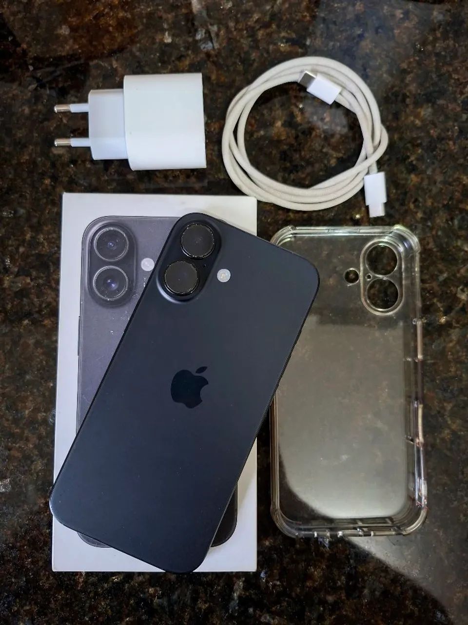 VENDO IPHONE 16 COR PRETO 128GB
