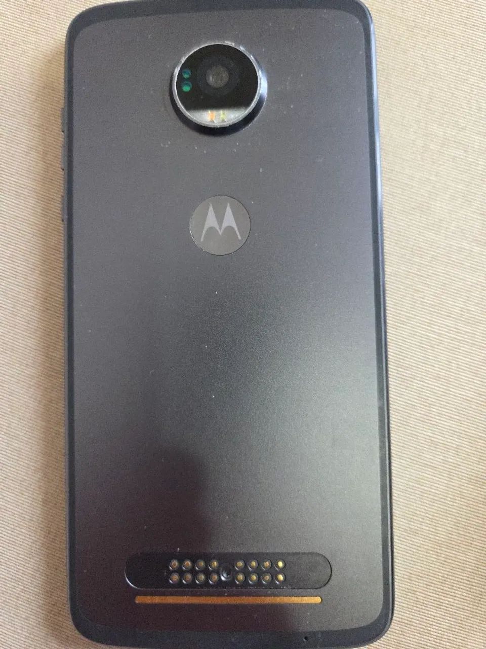 Moto Z2 Play com projetor - Foto 2