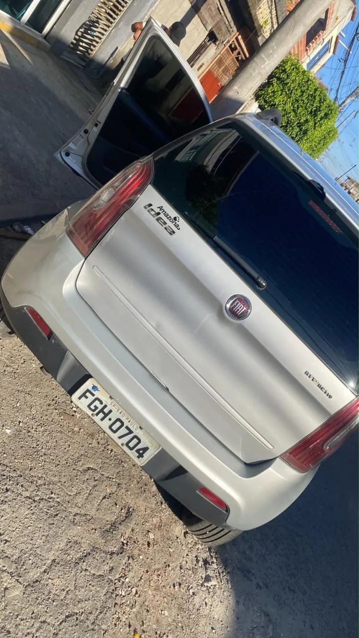 Fiat Idea Attractive 1.4 Fire Flex 8V 5P 2013 - Foto 3