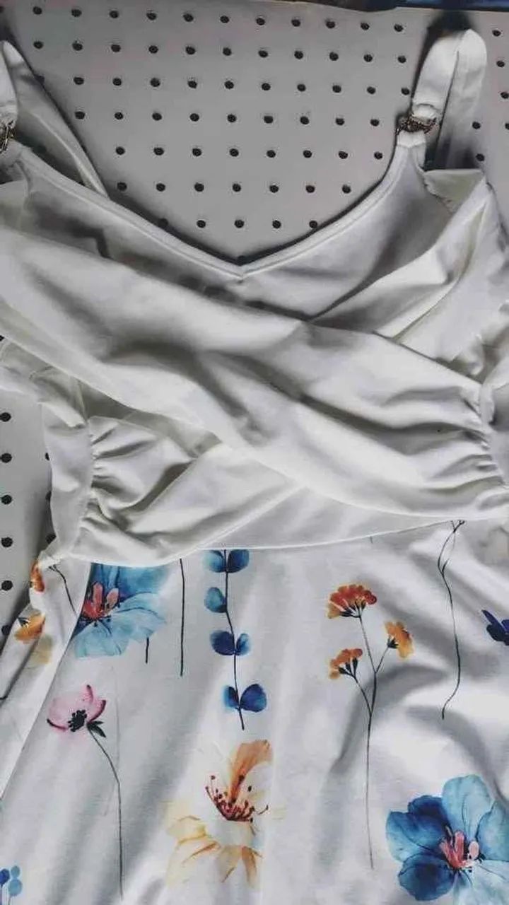 Vestido malha soft com transpassado no busto Tam M - Foto 4