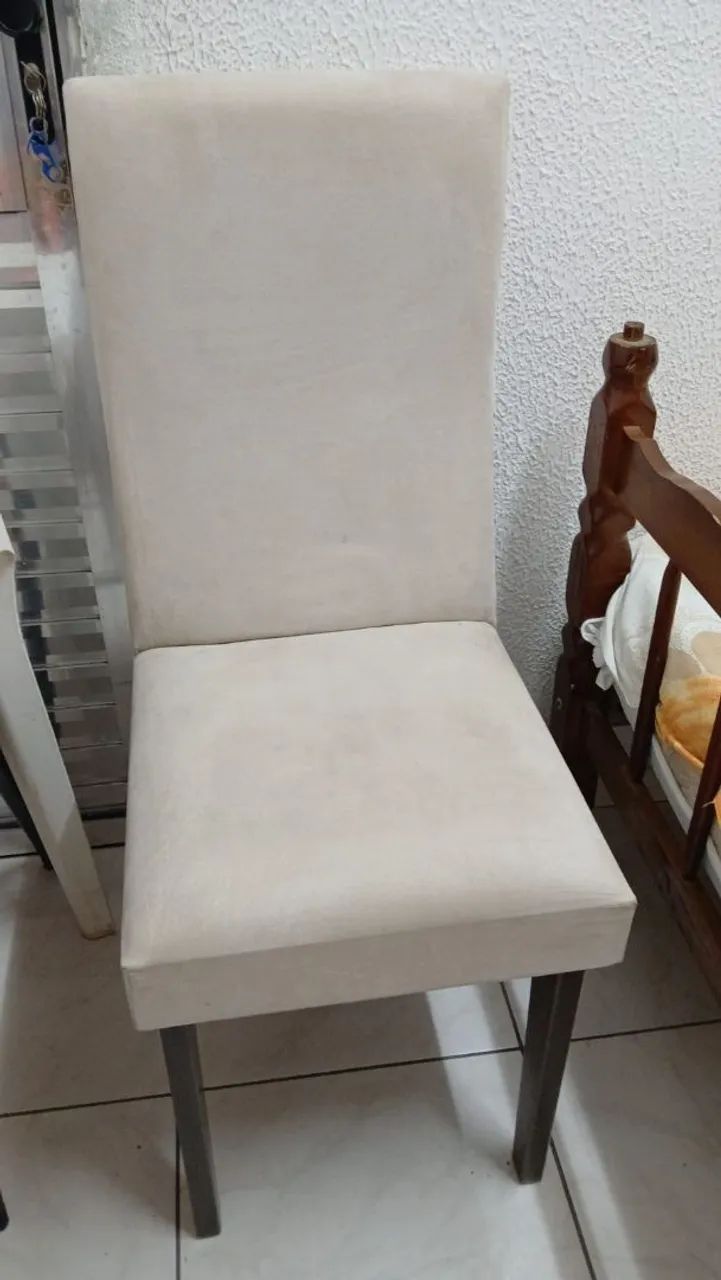 Mesa de vidro quadrada 6 cadeiras
