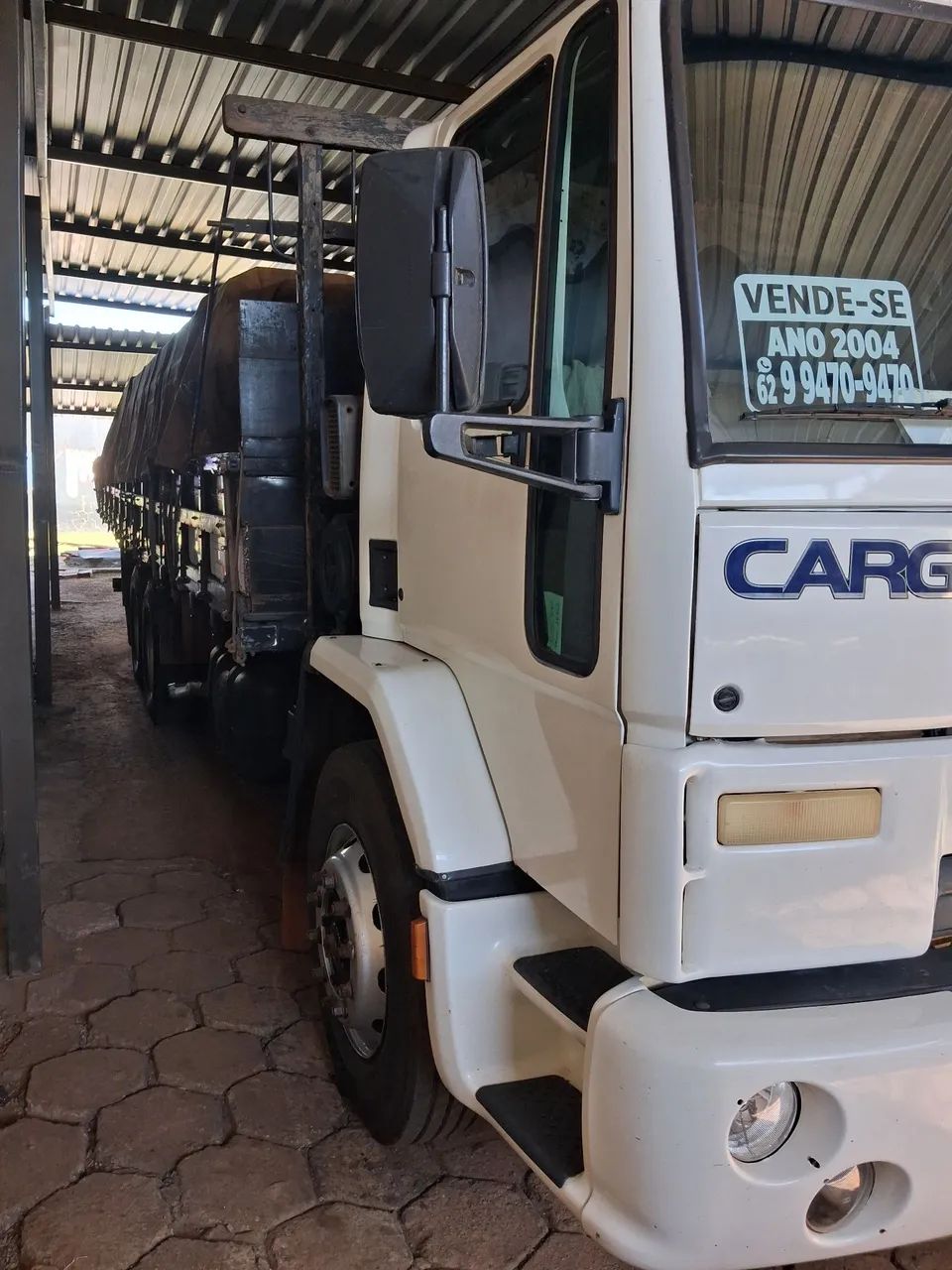 Caminhão Ford cargo 2422 ano 2004 - Foto 2