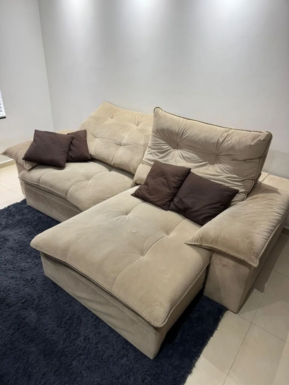 Sofá Retrátil e Reclinável Canadá 2,50m Veludo Bege - LEO DECOR - Foto 3
